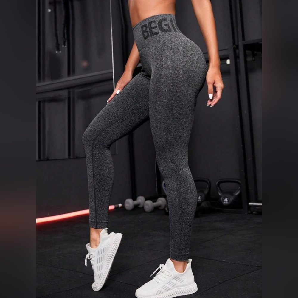 Plus Size High-Waisted Seamless Leggings